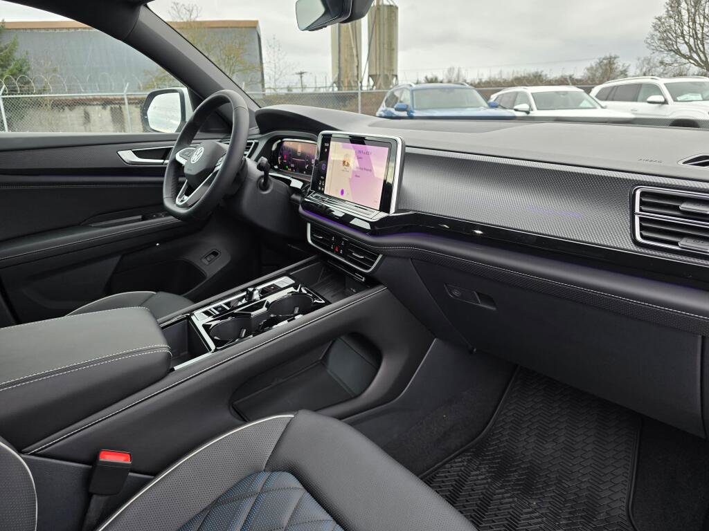 New 2026 Volkswagen Atlas Cross Sport SEL Premium R-Line image 46