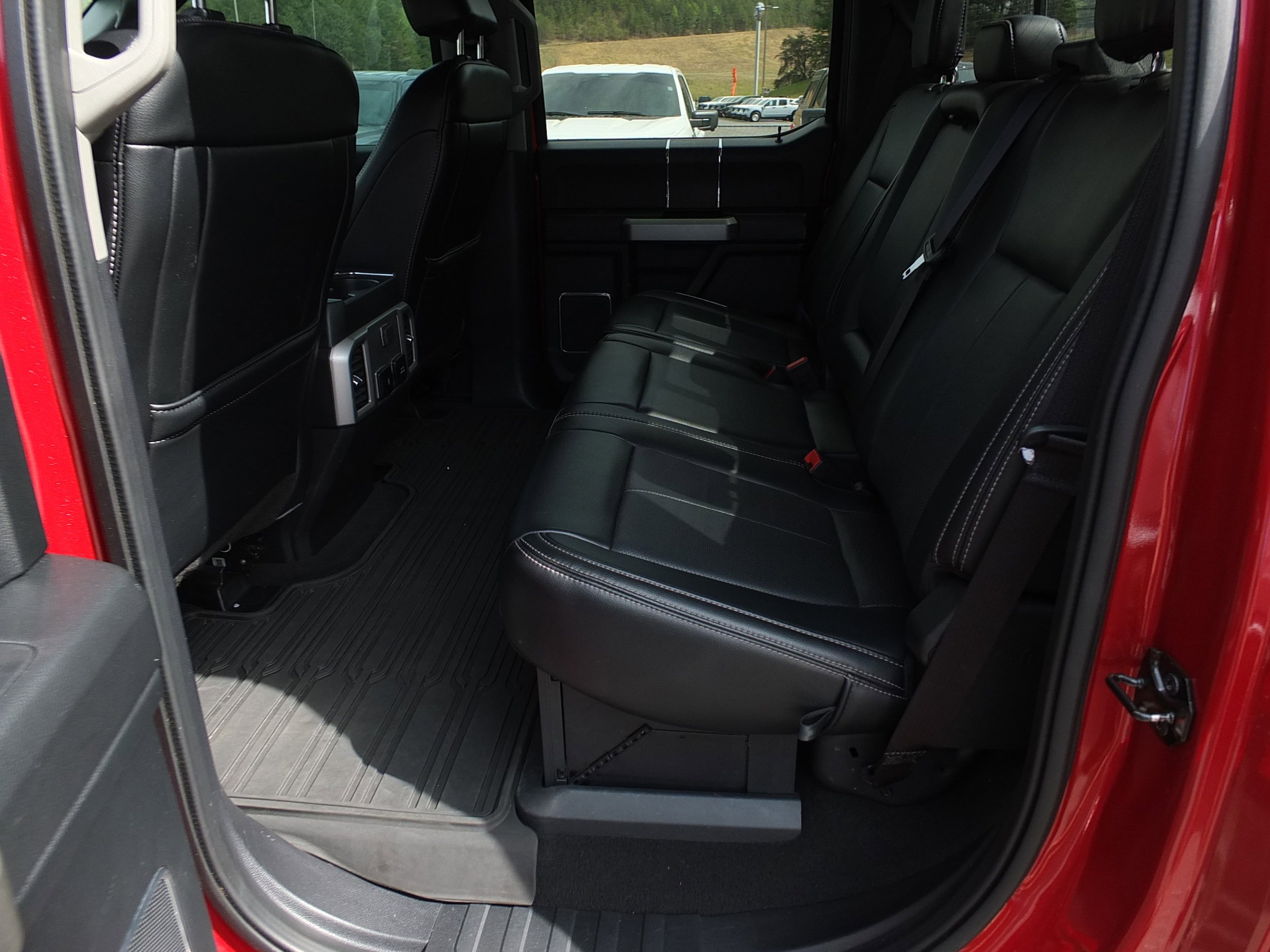 Used 2021 Ford F250 Lariat w/ Chrome Package AWD/4WD image 13