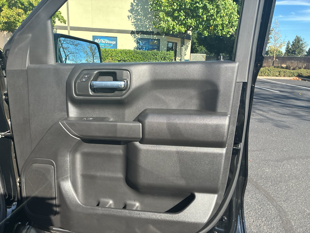 Used 2026 Chevrolet Silverado 1500 Custom Trail Boss AWD/4WD image 61