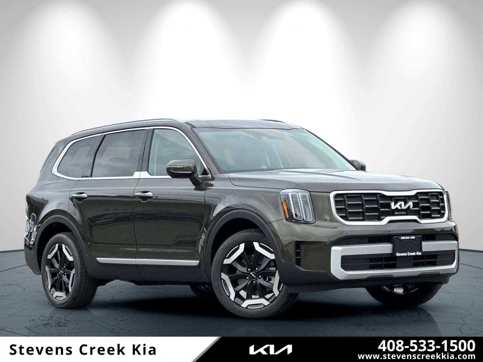 New 2025 Kia Telluride S