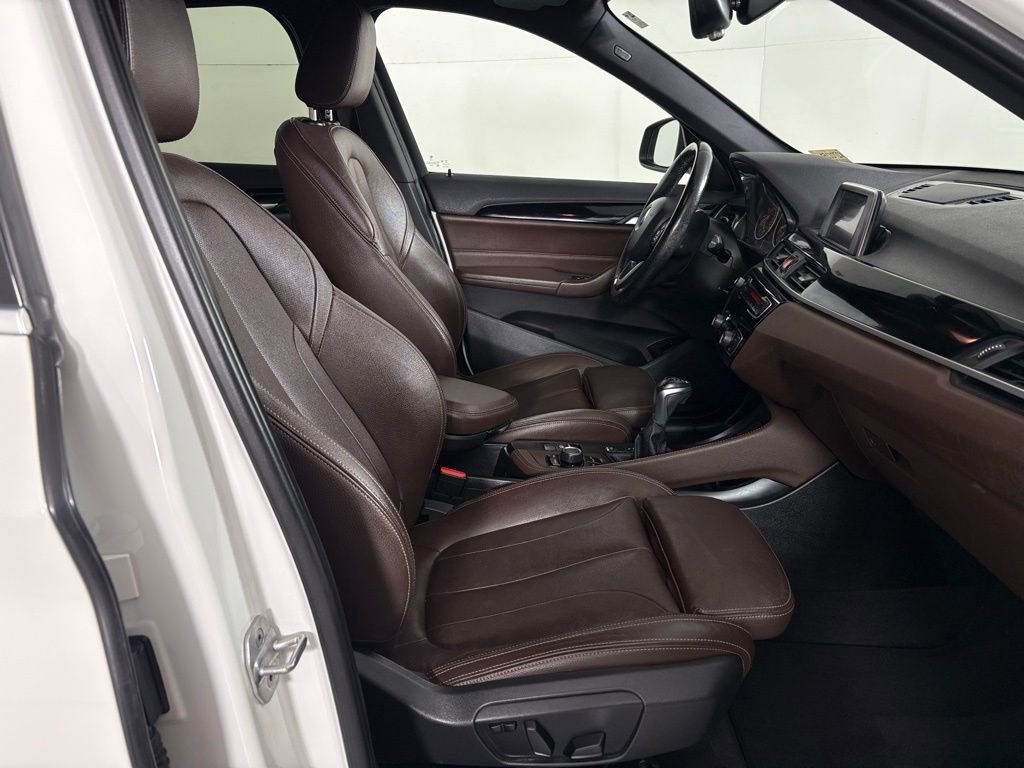 Used 2017 BMW X1 xDrive28i image 39