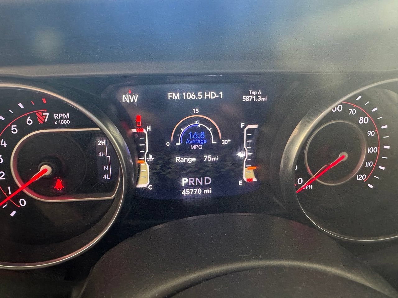 Used 2022 Jeep Gladiator Rubicon w/ LED Lighting Group AWD/4WD image 4