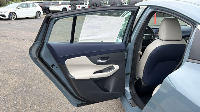 New 2026 Nissan Sentra SL w/ Floor Mat Package FWD image 22