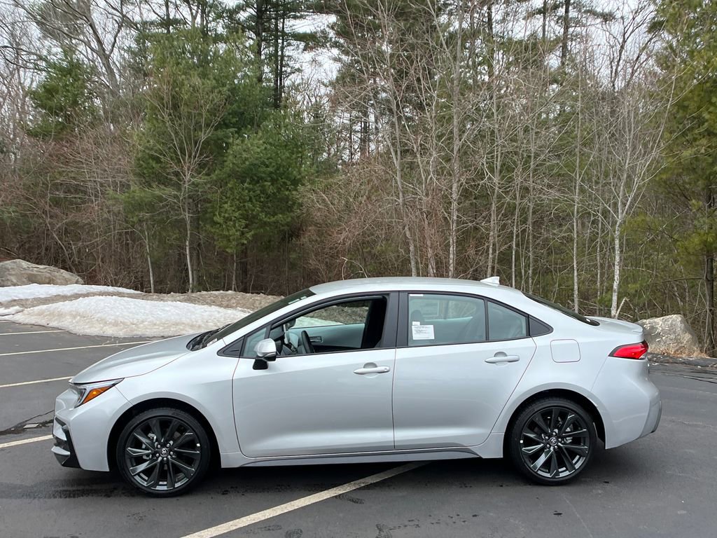 New 2026 Toyota Corolla SE w/ SE Package FWD video 2