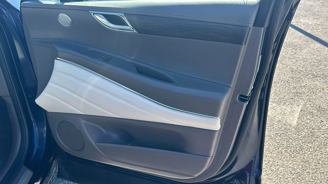 Used 2024 Genesis GV80 2.5T image 10