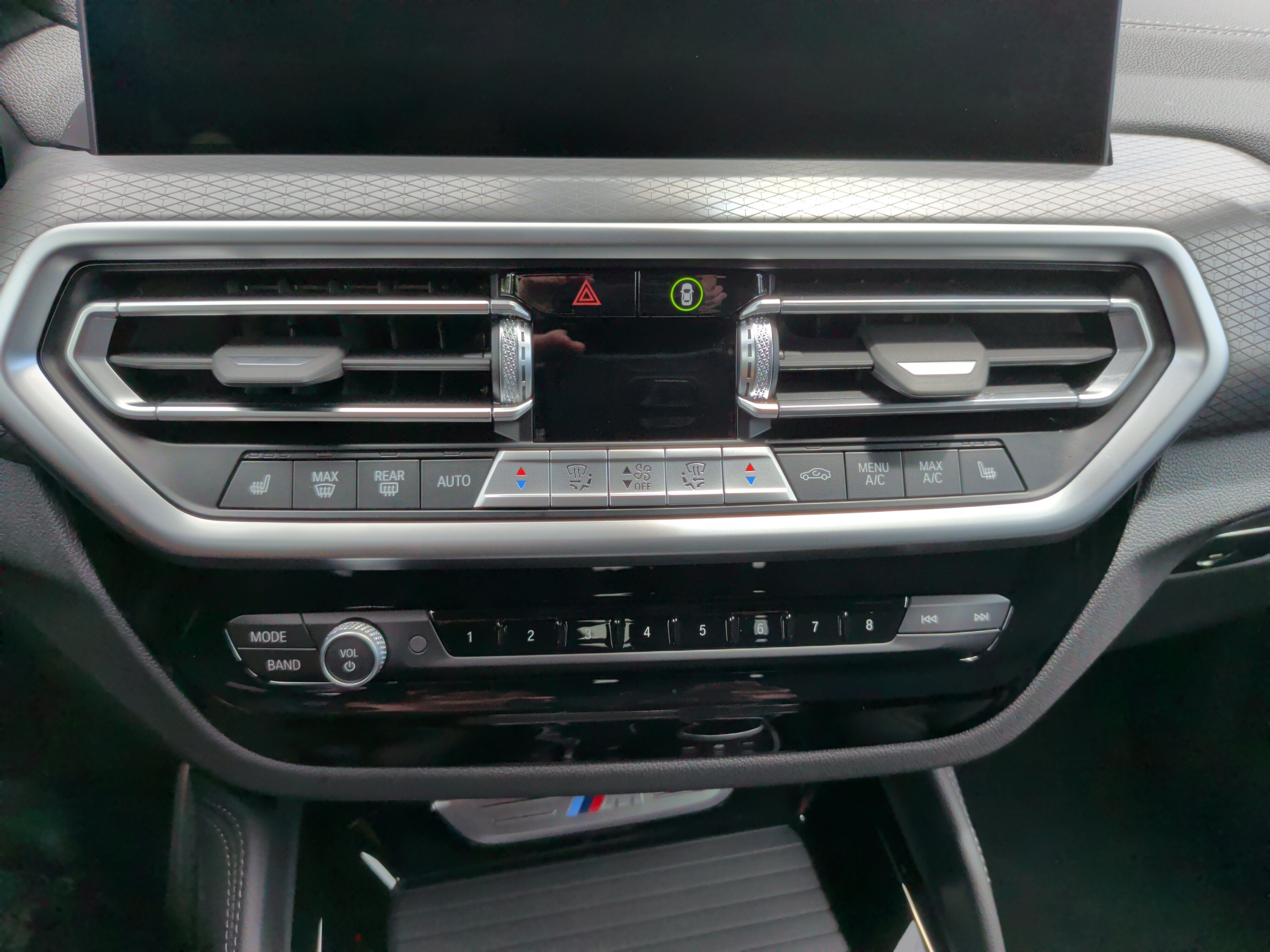 Certified 2025 BMW X4 M40i AWD/4WD image 20