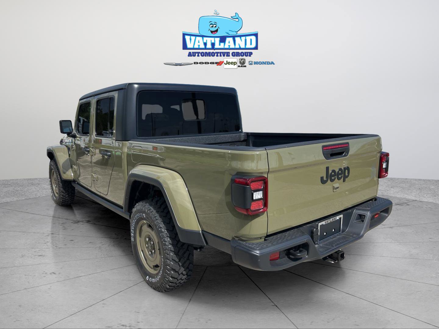 New 2026 Jeep Gladiator Willys AWD/4WD image 3