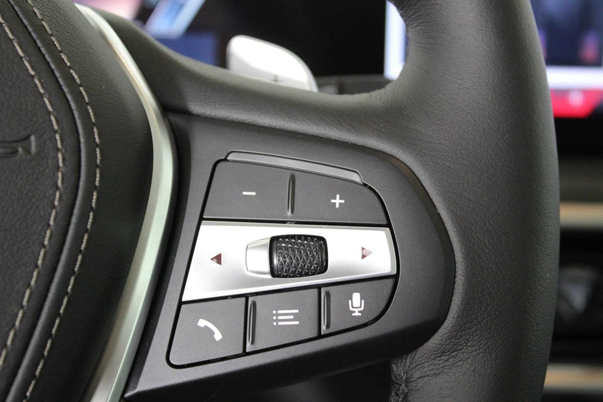 New 2026 BMW X5 xDrive40i AWD/4WD image 29