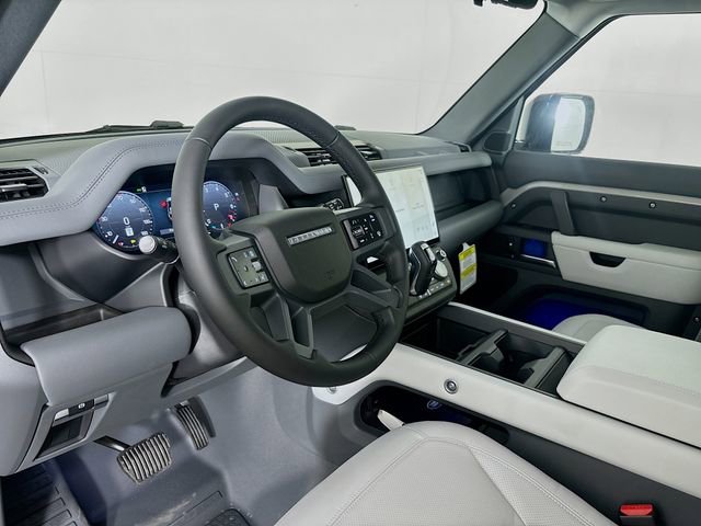 New 2026 Land Rover Defender 110 X-Dynamic SE image 9