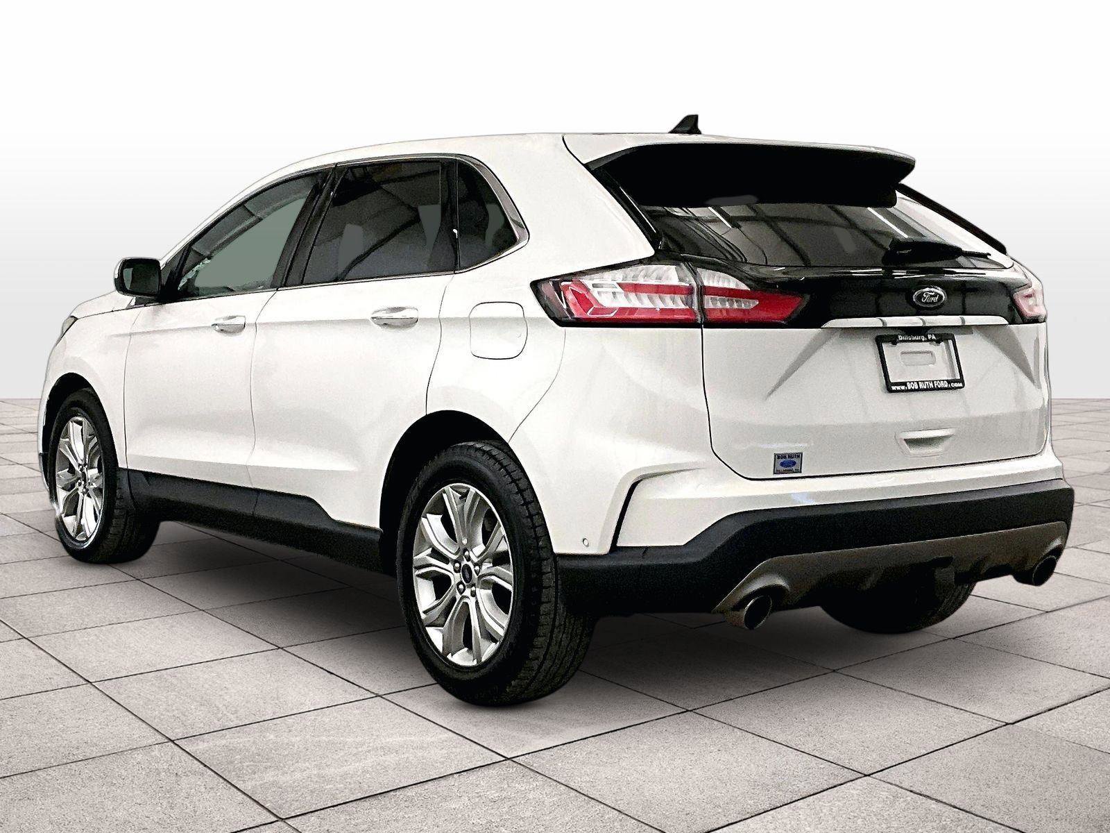 Used 2020 Ford Edge Titanium w/ Equipment Group 301A AWD/4WD image 10