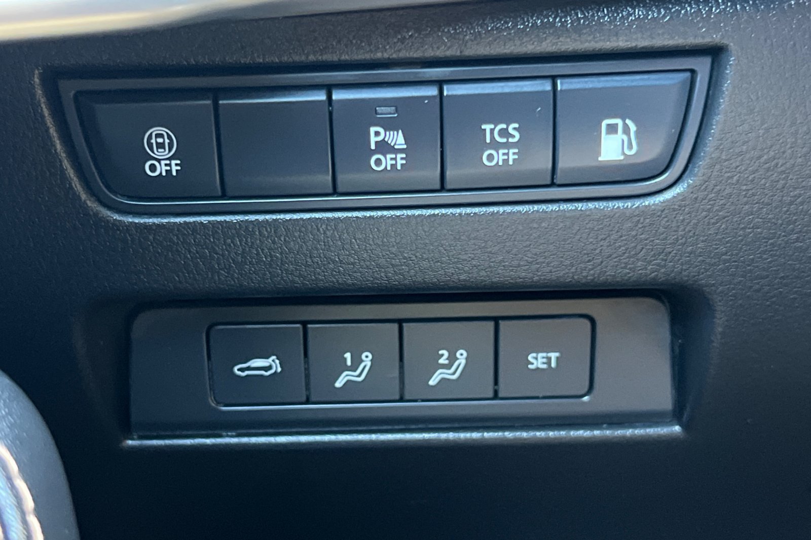 Used 2024 MAZDA CX-90 Plug-In Hybrid w/ Premium Pkg AWD/4WD image 33