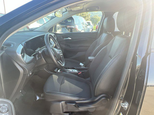 Used 2025 Buick Encore GX Preferred FWD image 18