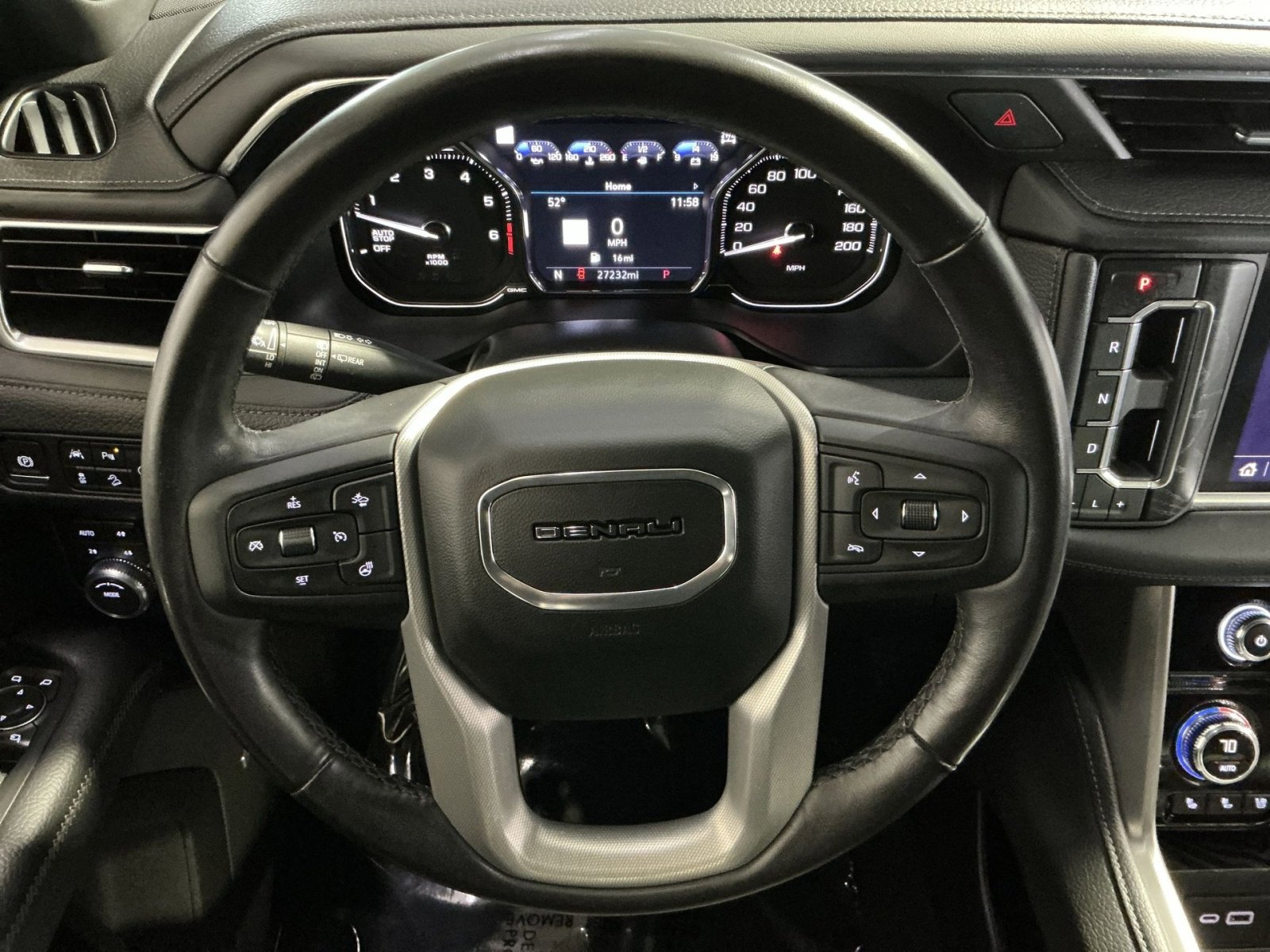 Used 2021 GMC Yukon Denali AWD/4WD image 17