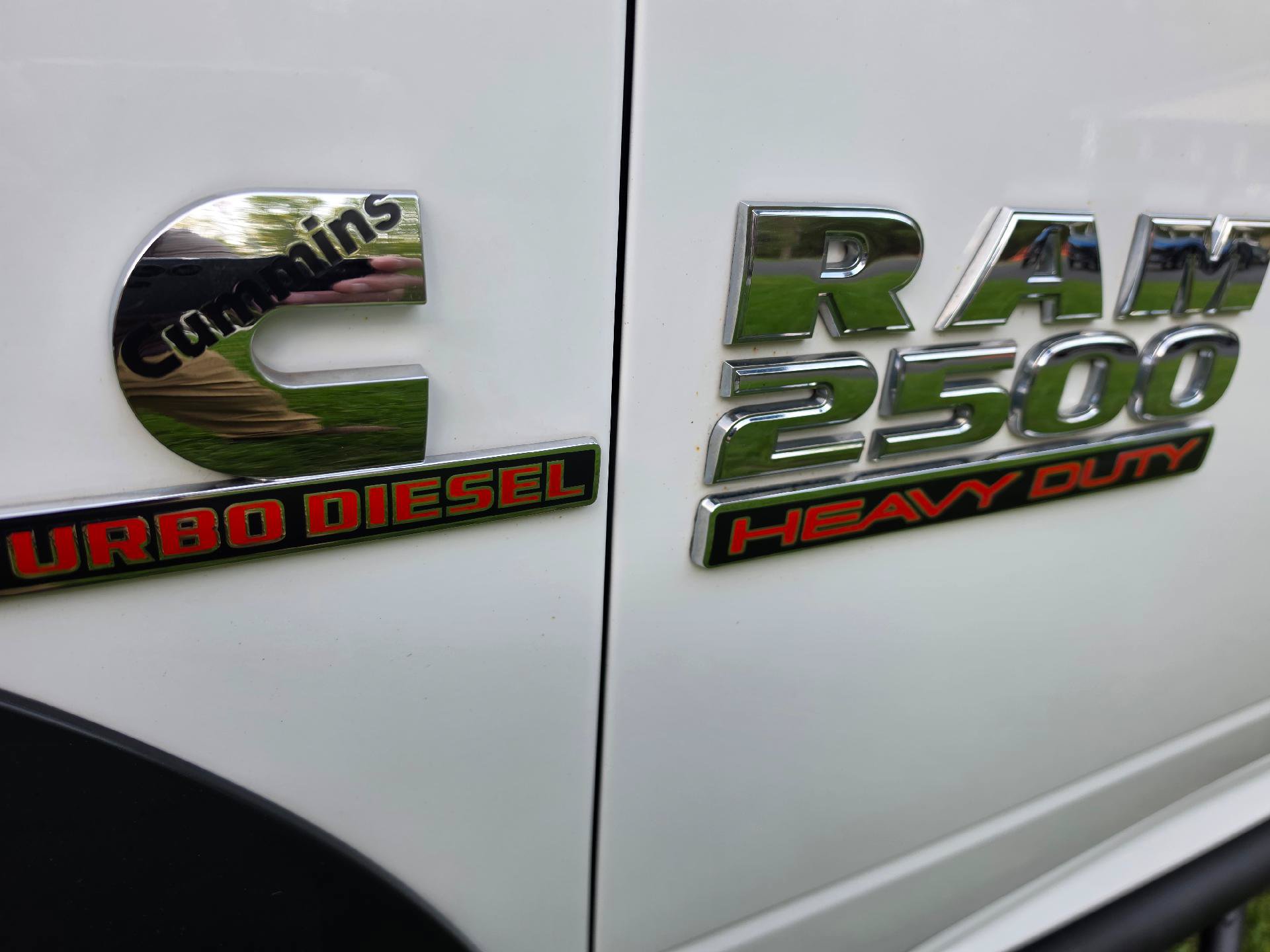 Used 2018 RAM 2500 Tradesman w/ Chrome Appearance Group AWD/4WD image 7