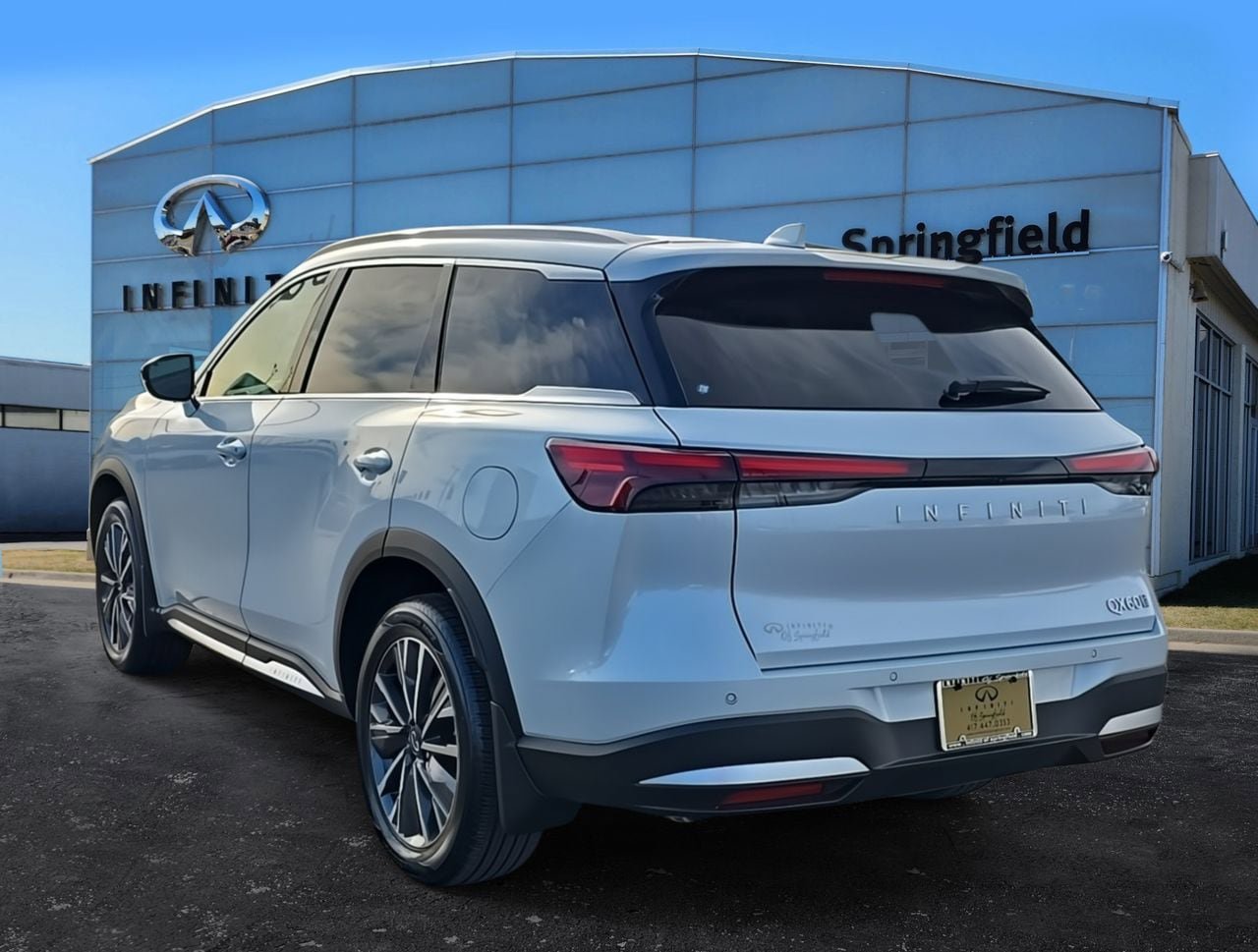 New 2026 INFINITI QX60 Luxe AWD/4WD image 4
