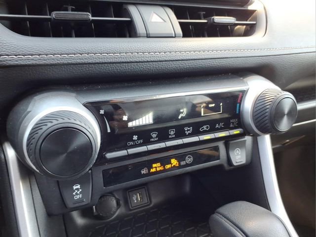 Certified 2024 Toyota RAV4 LE AWD/4WD image 18