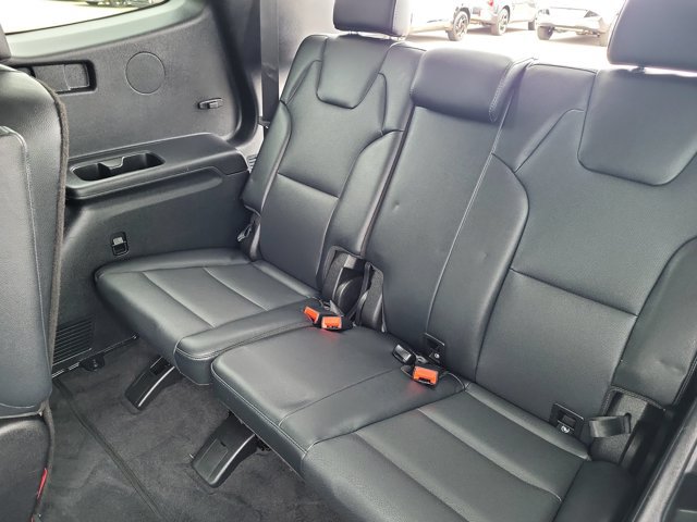 Certified 2023 Kia Telluride EX w/ EX Captain's Chair Package FWD image 16