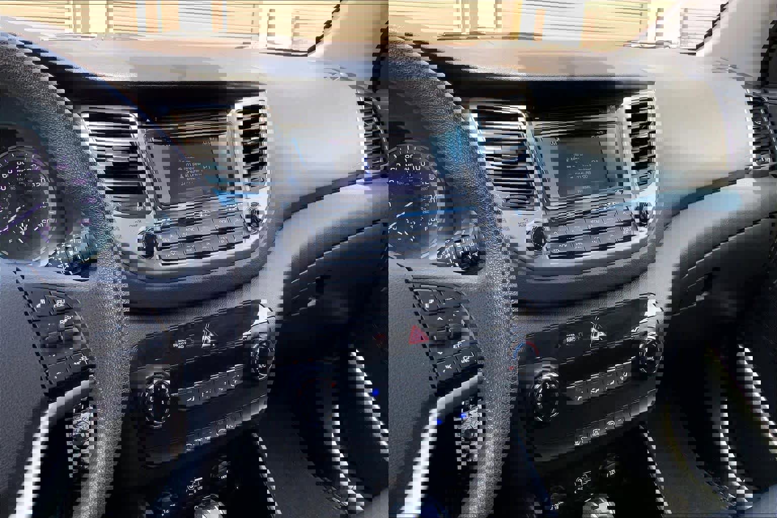 Used 2016 Hyundai Tucson SE w/ Option Group 02 FWD image 7