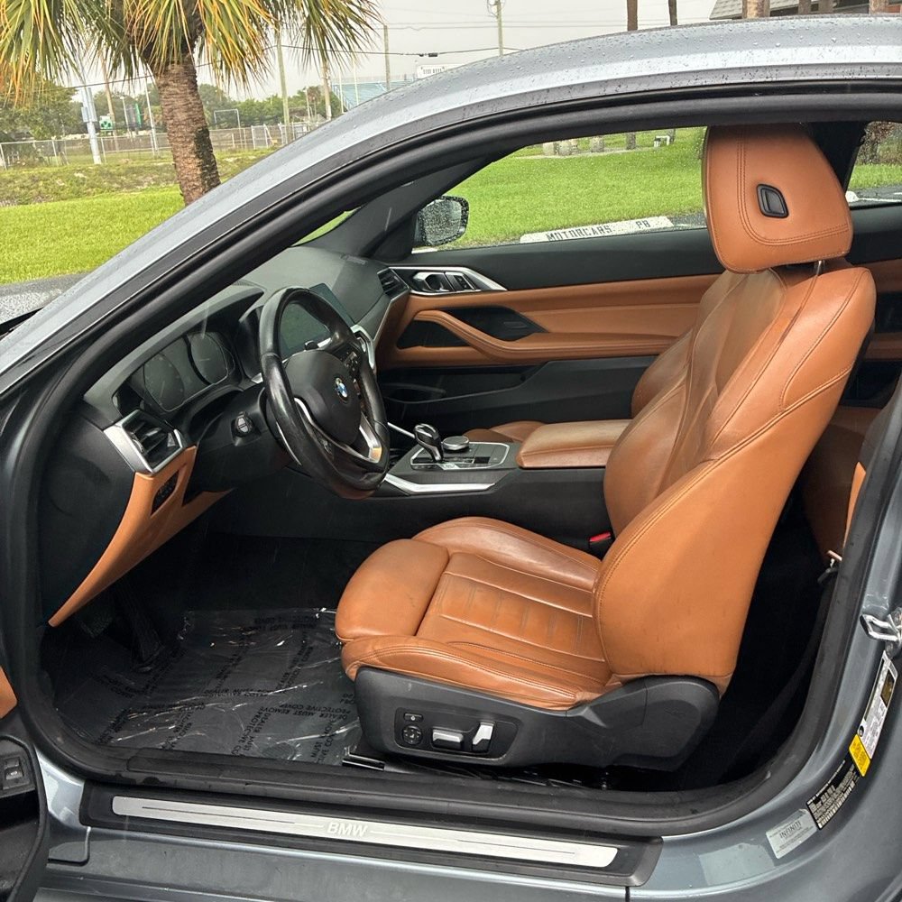 Used 2021 BMW 430i Coupe w/ Convenience Package RWD image 3