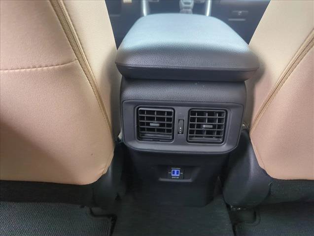 Certified 2024 Toyota RAV4 LE AWD/4WD image 23