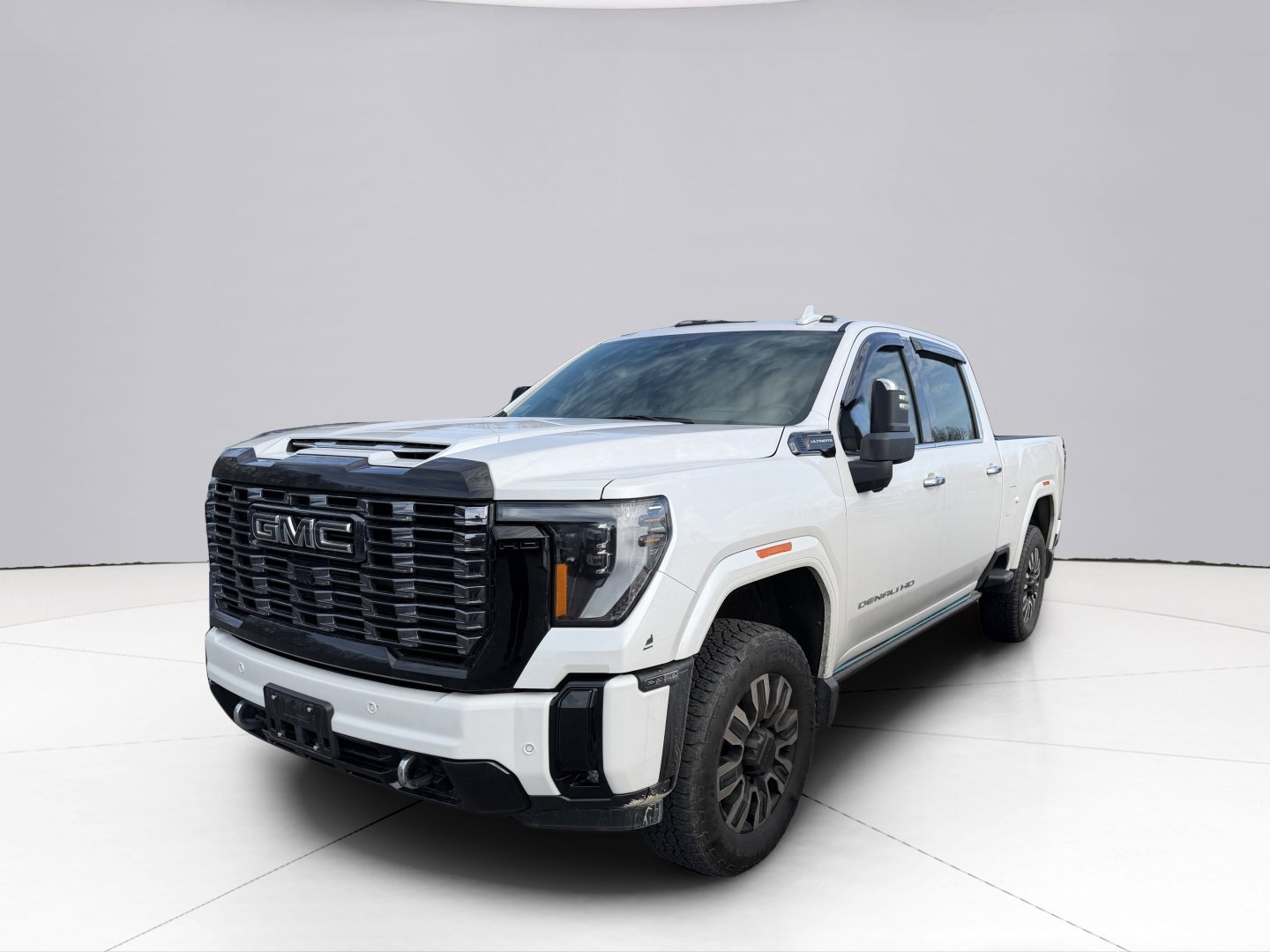 Used 2025 GMC Sierra 2500 Denali Ultimate image 1
