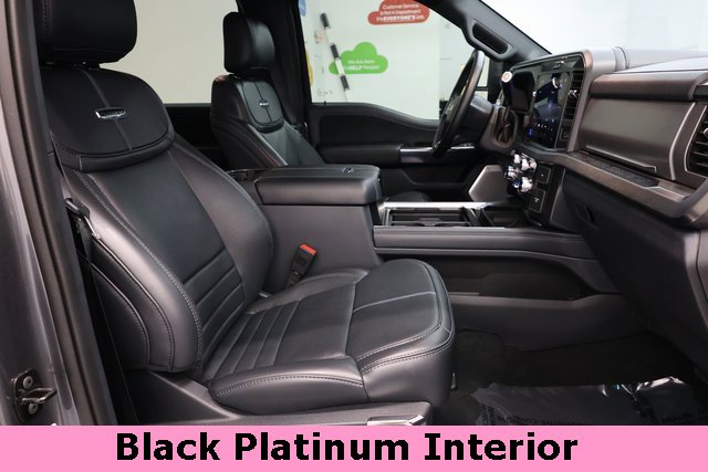 Used 2025 Ford F250 Platinum image 14