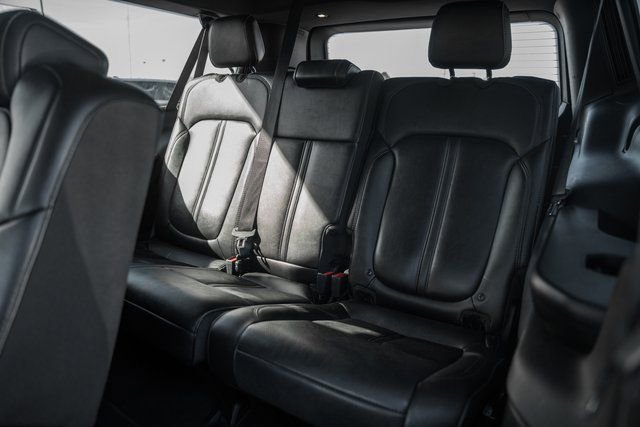 Used 2024 Jeep Wagoneer L Series III w/ Flexible Seating Group image 44