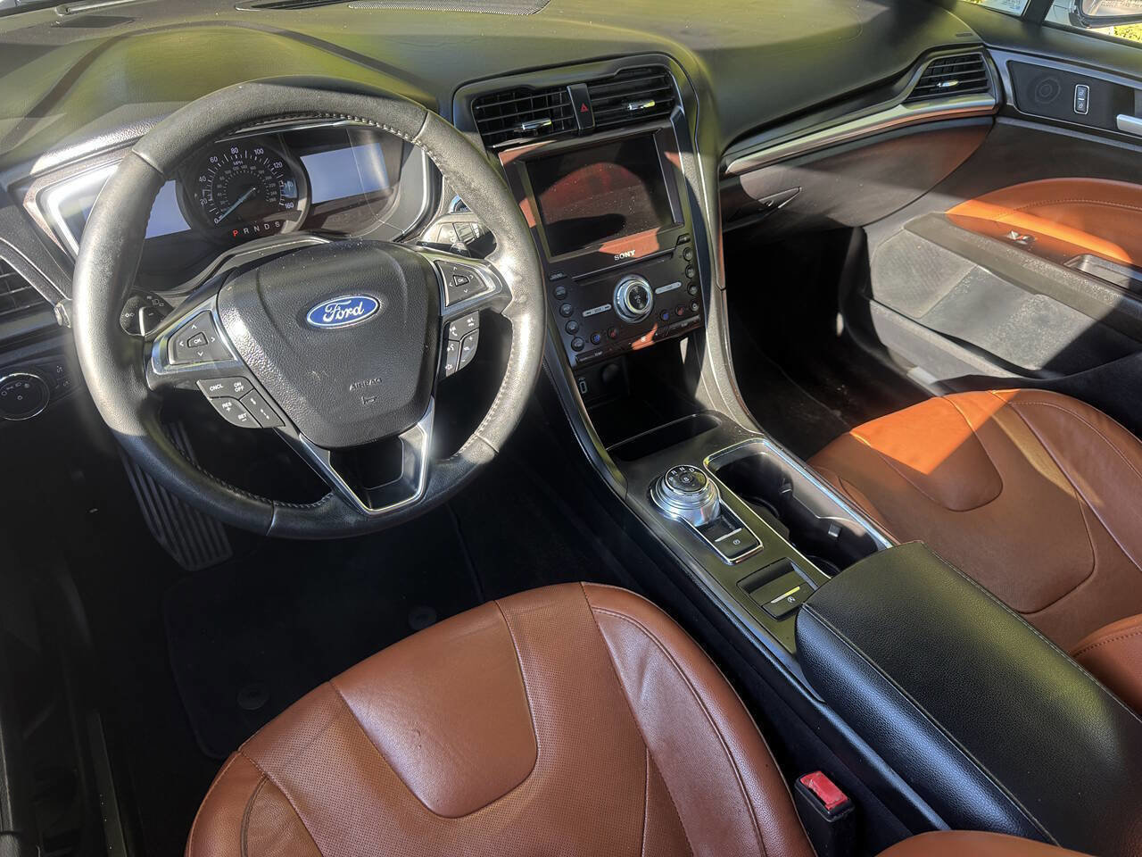 Used 2020 Ford Fusion Titanium FWD image 8