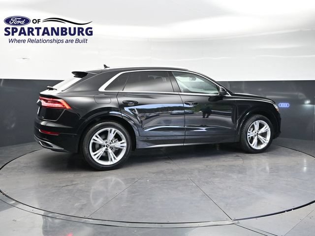 Used 2023 Audi Q8 Prestige AWD/4WD image 2
