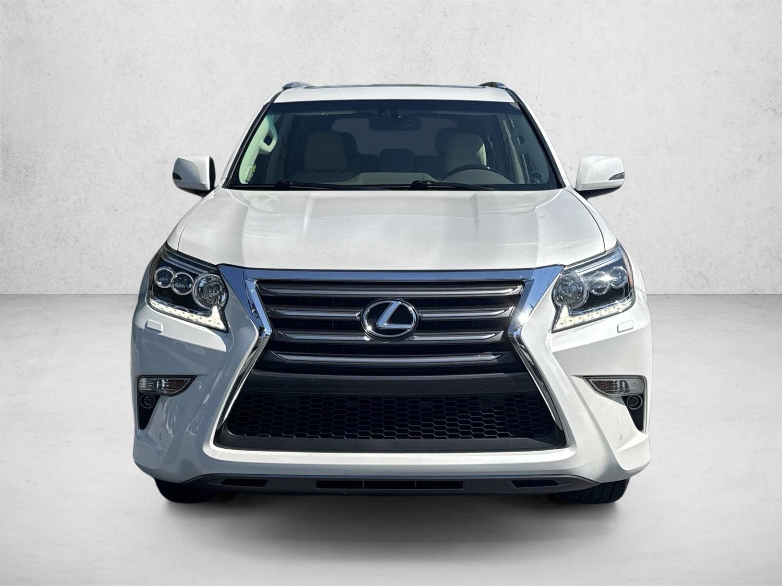 Used 2018 Lexus GX 460 Premium w/ Premium Package AWD/4WD image 2
