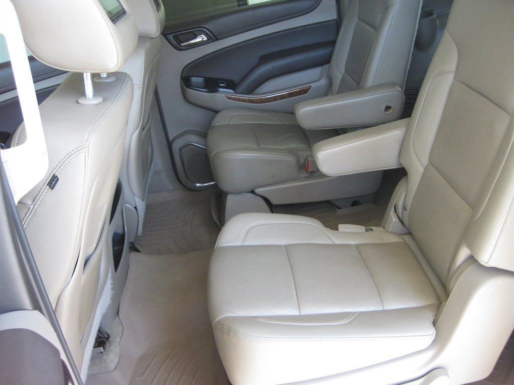 Used 2015 Chevrolet Suburban LTZ w/ Max Trailering Package AWD/4WD image 30