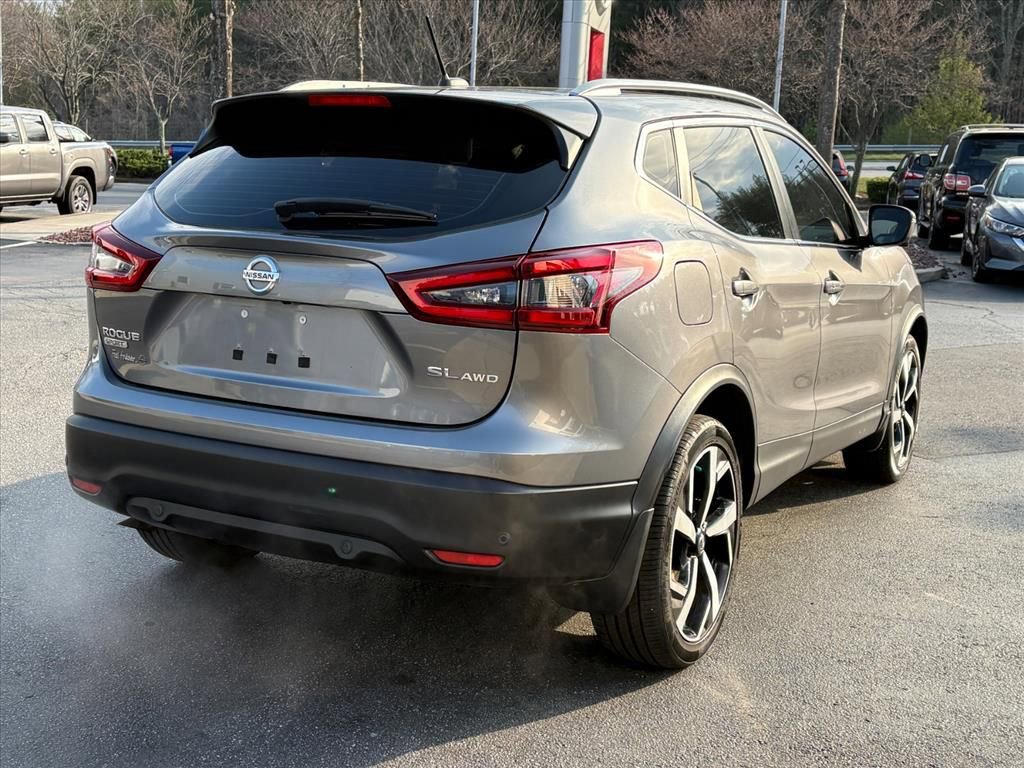 Used 2022 Nissan Rogue Sport SL w/ Premium Package image 7