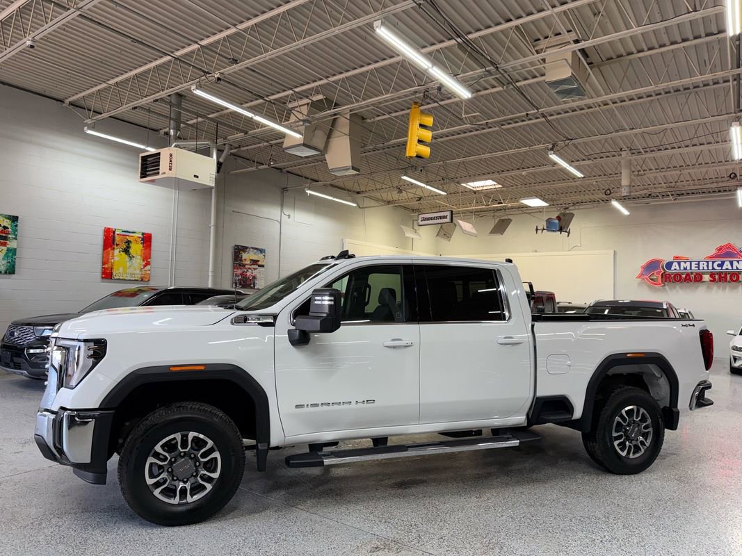 Used 2025 GMC Sierra 2500 SLE w/ Preferred Package image 2