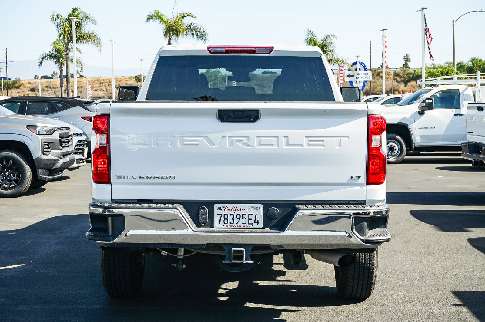 Used 2025 Chevrolet Silverado 2500 LT w/ Convenience Package AWD/4WD image 5