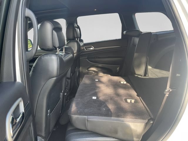 Used 2020 Jeep Grand Cherokee Altitude AWD/4WD image 15
