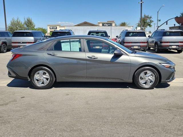 Certified 2026 Hyundai Elantra SE FWD image 31
