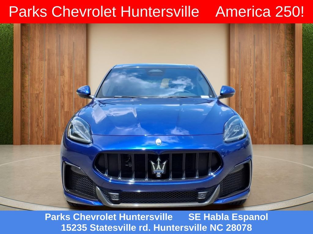 Used 2024 Maserati Grecale Trofeo AWD/4WD image 2