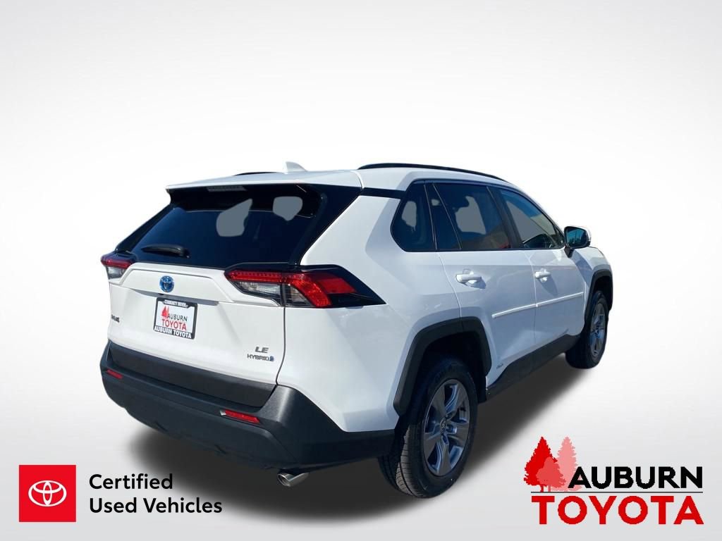 Certified 2024 Toyota RAV4 LE AWD/4WD image 8
