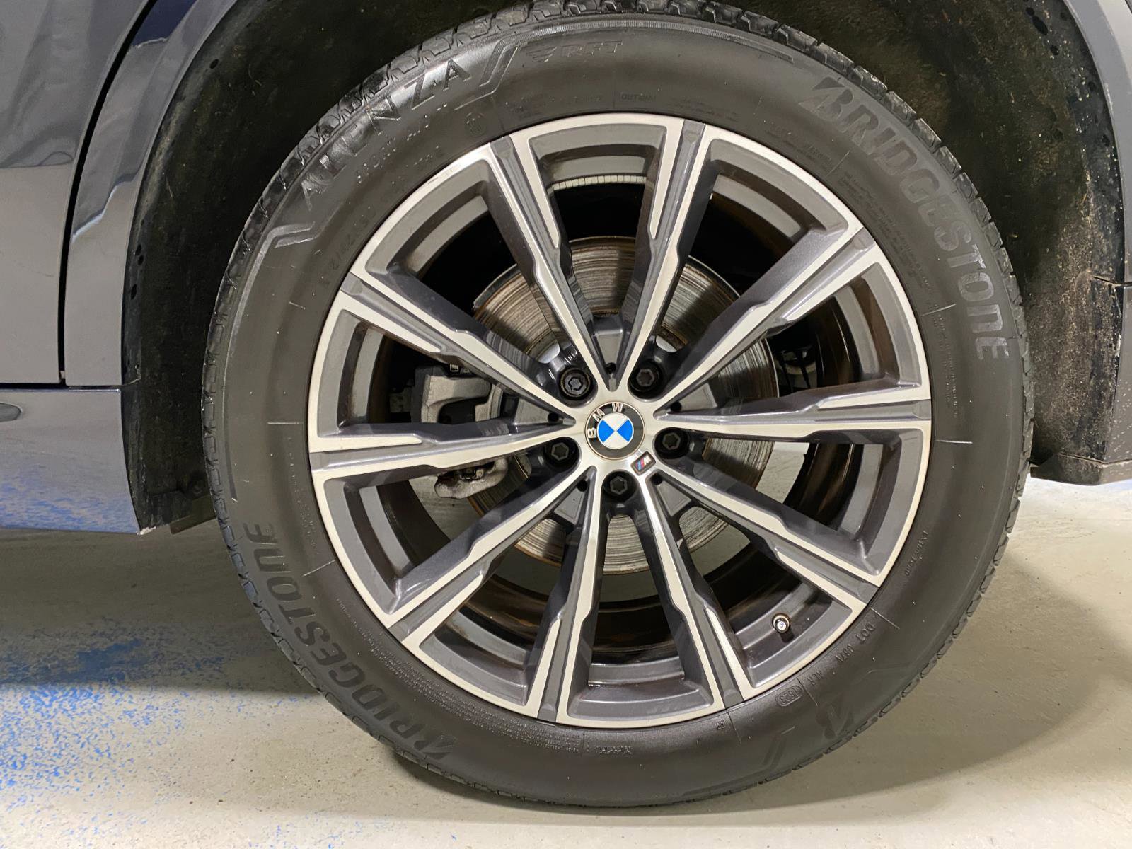 Certified 2024 BMW X5 xDrive40i w/ M Sport Package image 28