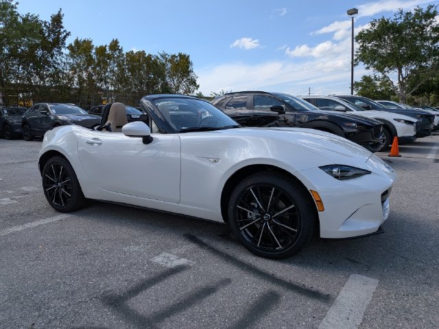 New 2026 MAZDA MX-5 Miata Grand Touring RWD image 2