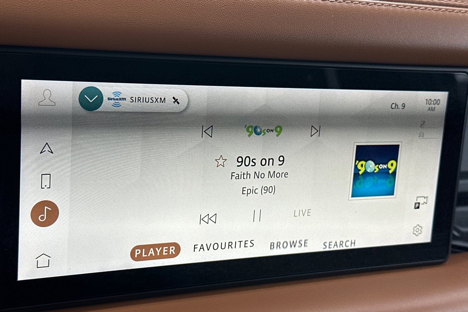 Used 2020 Land Rover Defender 110 X image 18