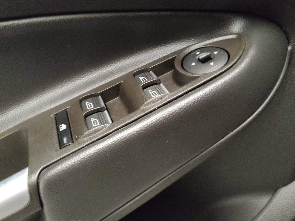 Used 2019 Ford Escape SE FWD image 27