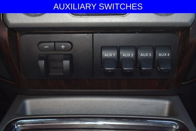 Used 2016 Ford F250 Lariat w/ Lariat Ultimate Package AWD/4WD image 9