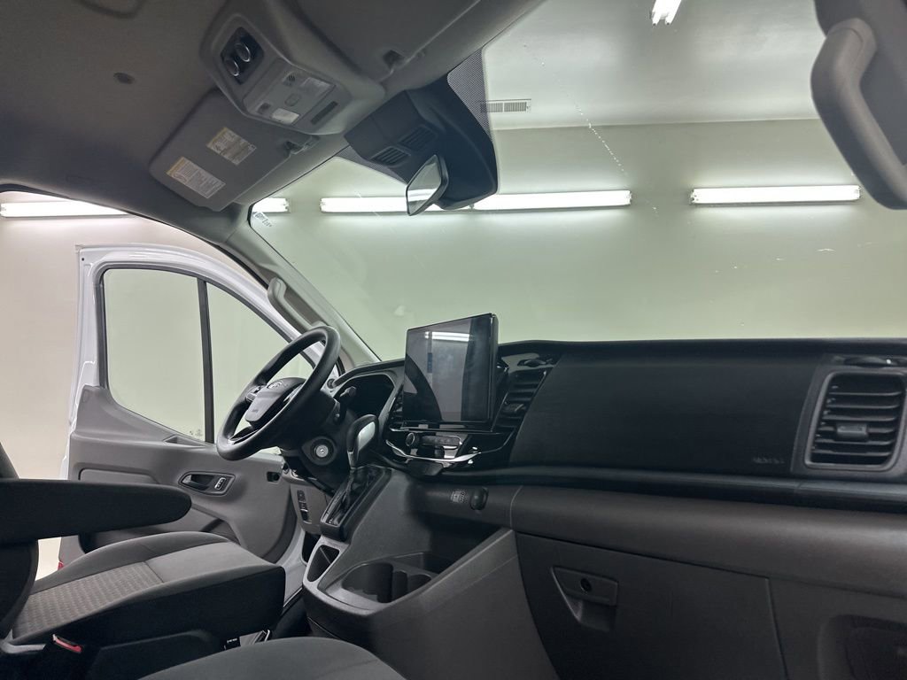 Used 2023 Ford Transit 350 XLT image 18
