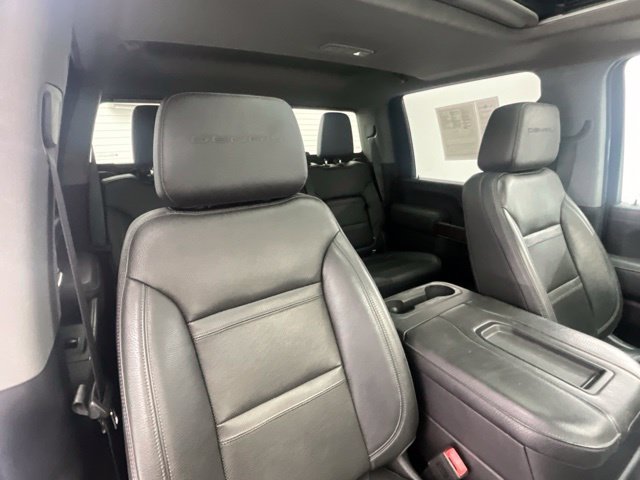 Used 2020 GMC Sierra 3500 Denali w/ Denali Ultimate Package AWD/4WD image 17