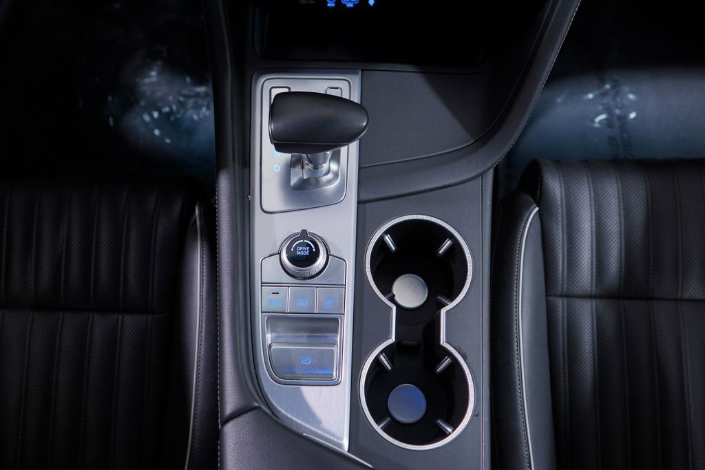 Used 2021 Genesis G70 3.3T image 14