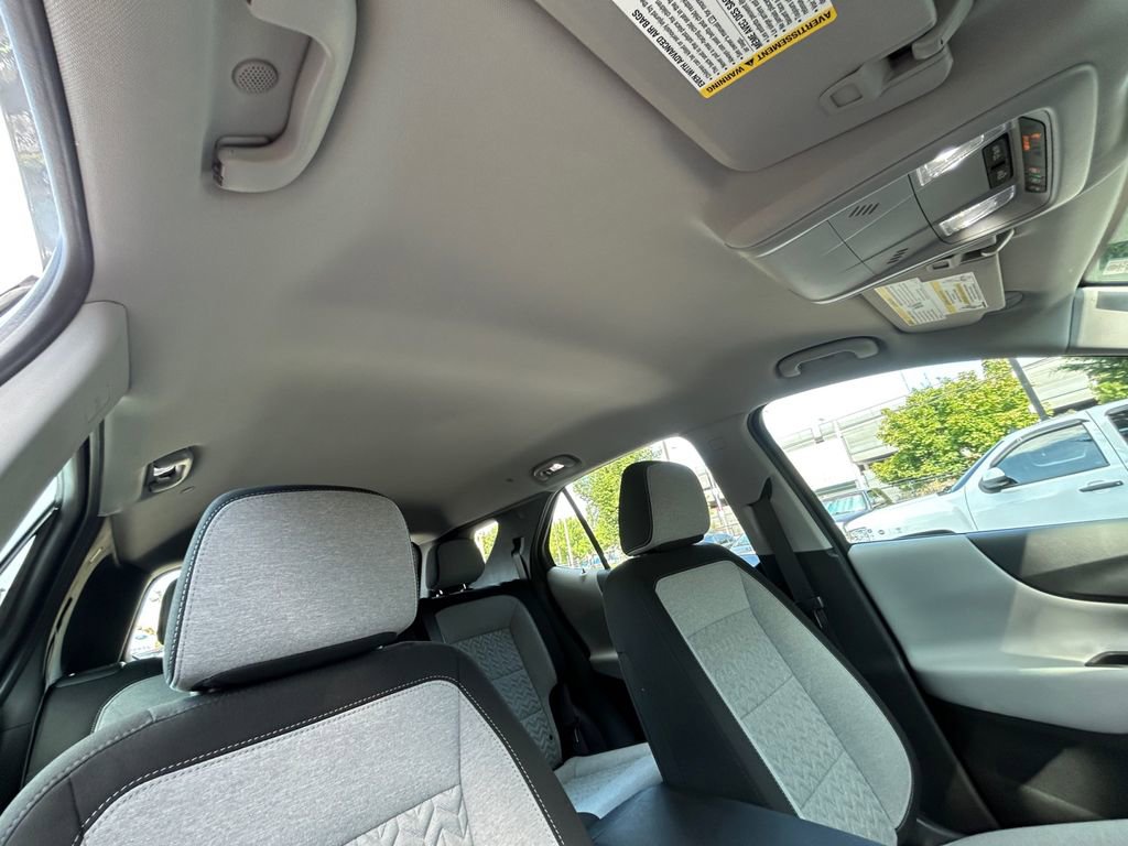 Used 2022 Chevrolet Equinox LS image 27