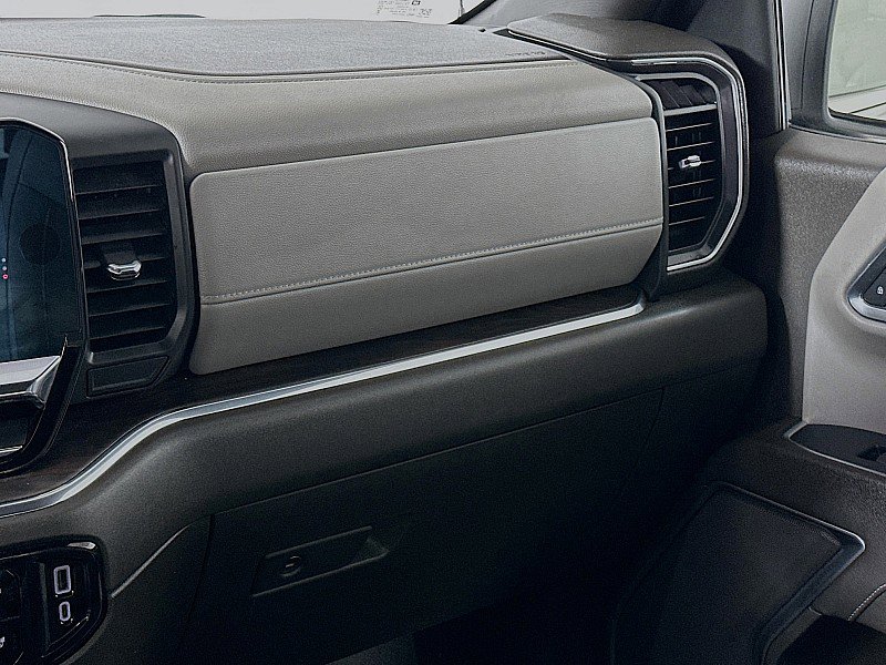 Used 2024 GMC Sierra 1500 SLT image 21