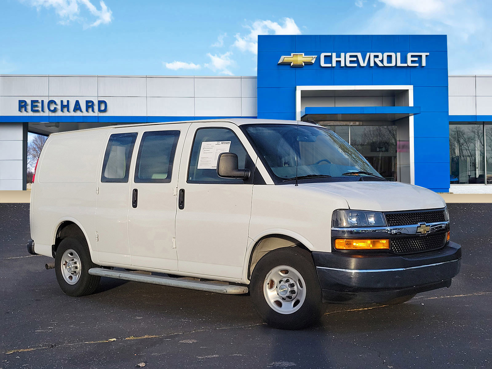 Used 2023 Chevrolet Express 2500 w/ Driver Convenience Package image 1