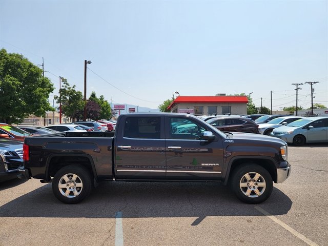 Used 2015 GMC Sierra 1500 SLT w/ SLT Preferred Package image 3
